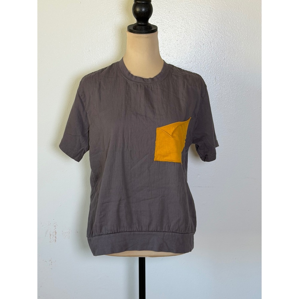 The Nanda Women's Gray Mustard Pocket Short Sleeve Top Korean Size 3 Size Medium